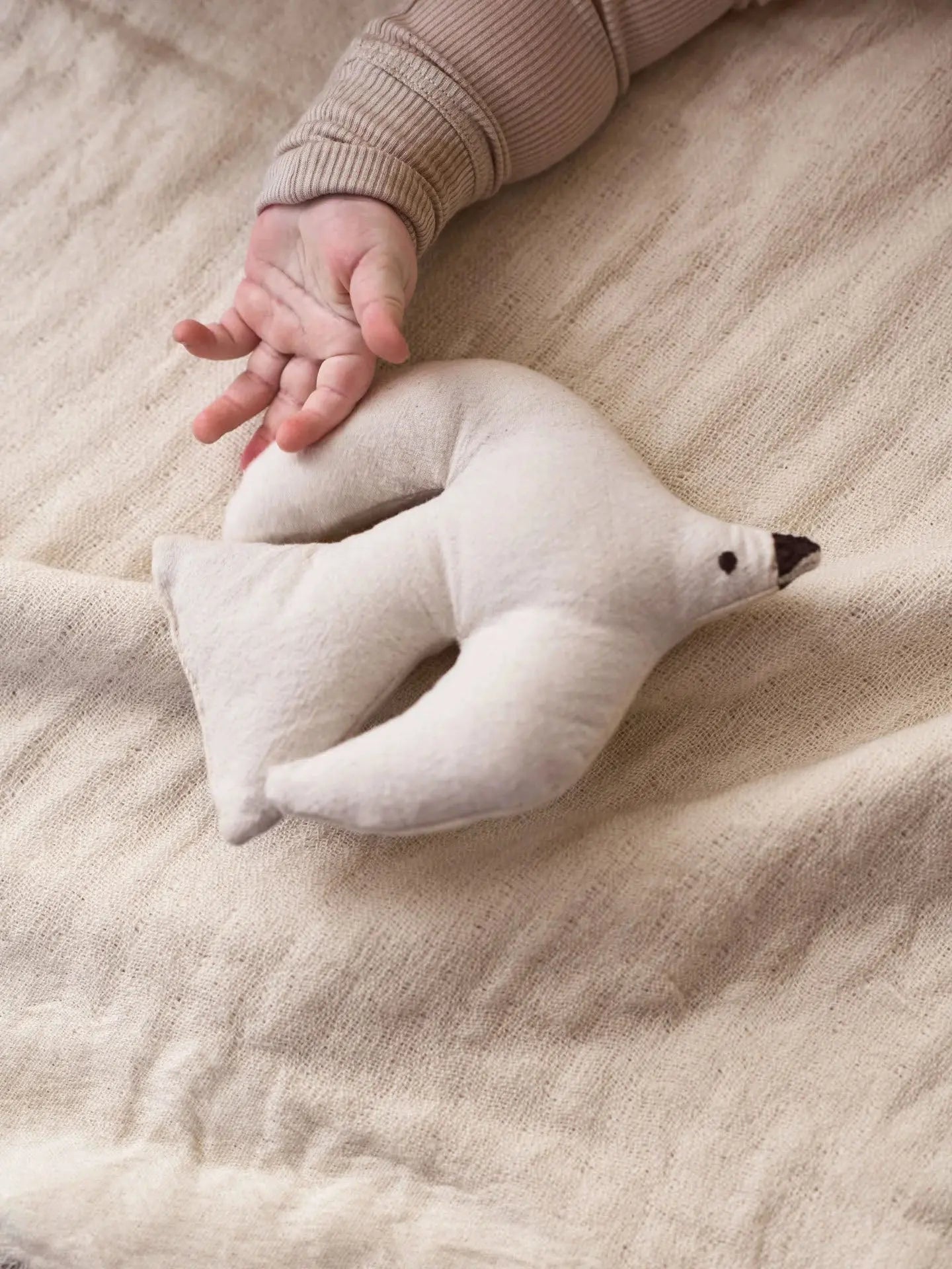 Miękka zabawka Swif Bird Ferm Living BEBE Concept