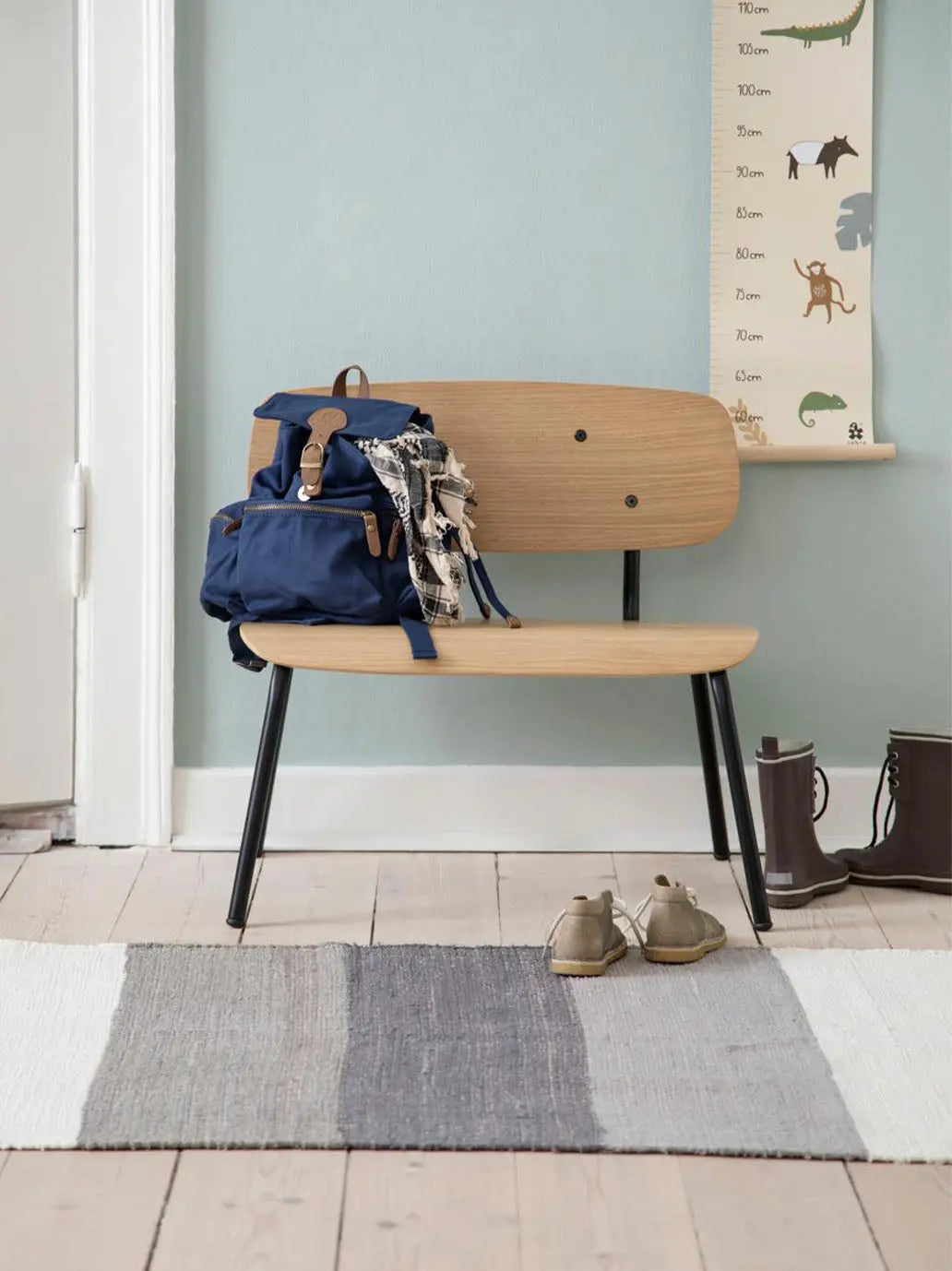 drewniana ławka dziecięca Oakee Bench Sebra BÉBÉ Concept