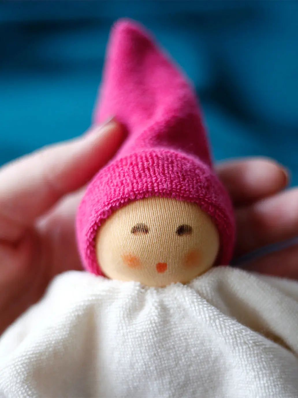 Pierwsza przytulanka Nuckle Cuddle Terry Doll Nanchen Natur BEBE Concept