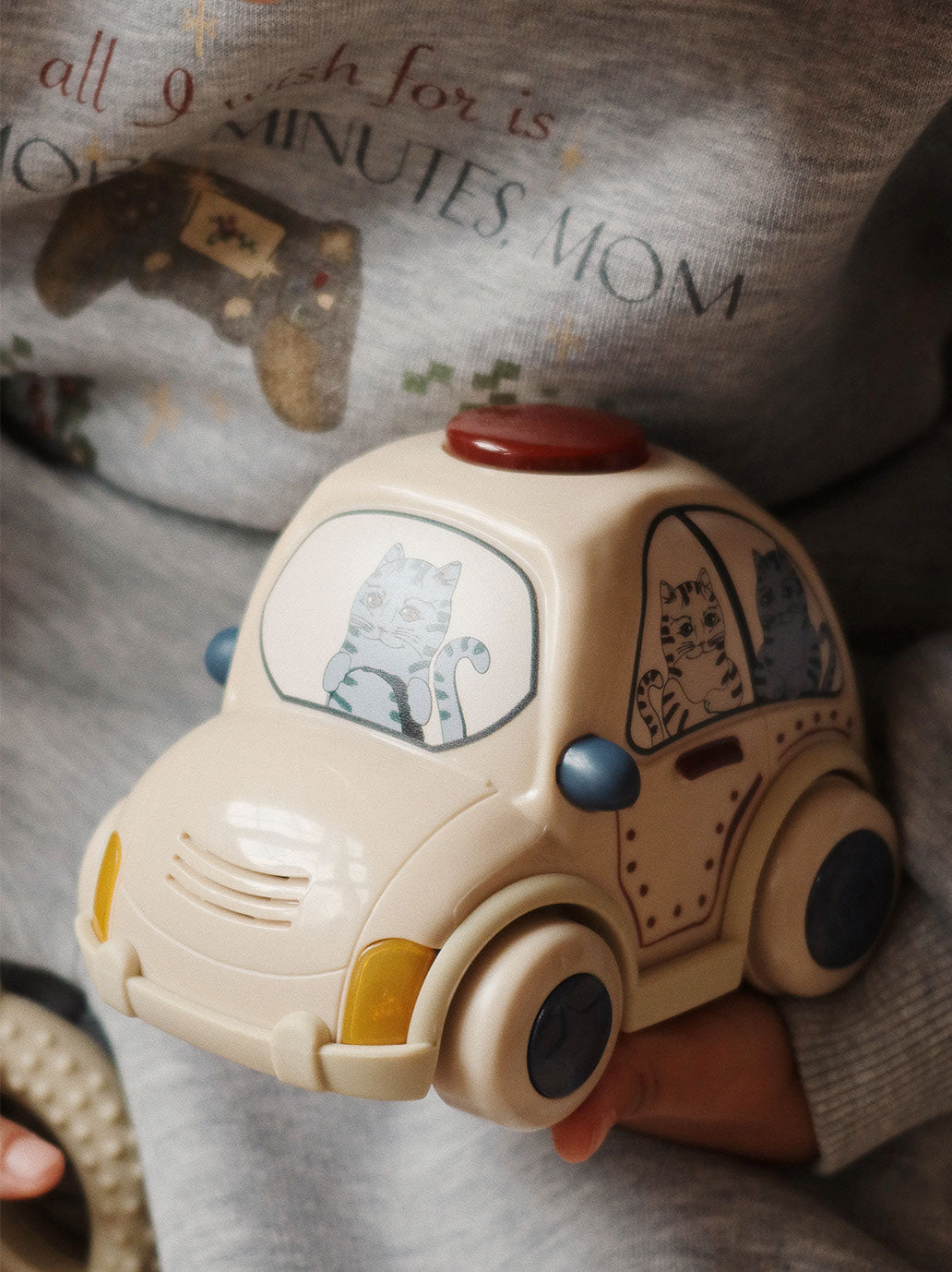 Samochód na pilota dla najmłodszych Konges Slojd BÉBÉ Concept