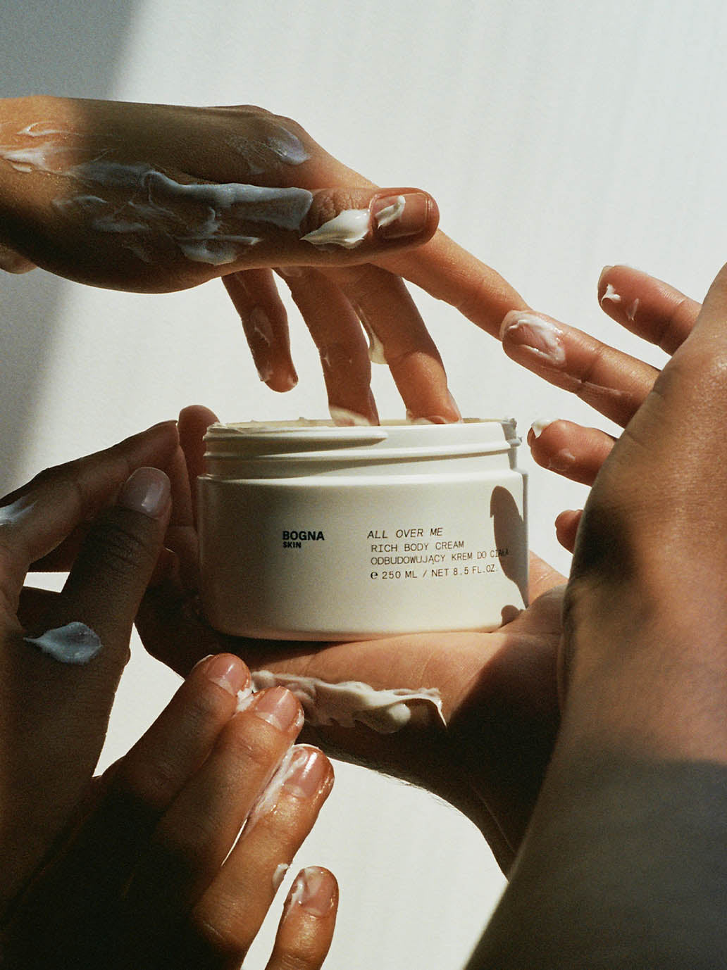 Odbudowujący krem do ciała All Over Me Bogdao BÉBÉ Concept