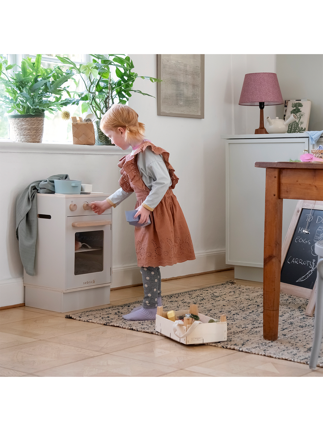 Drewniana kuchenka z piekarnikiem z serii KIDchen Sebra BÉBÉ Concept