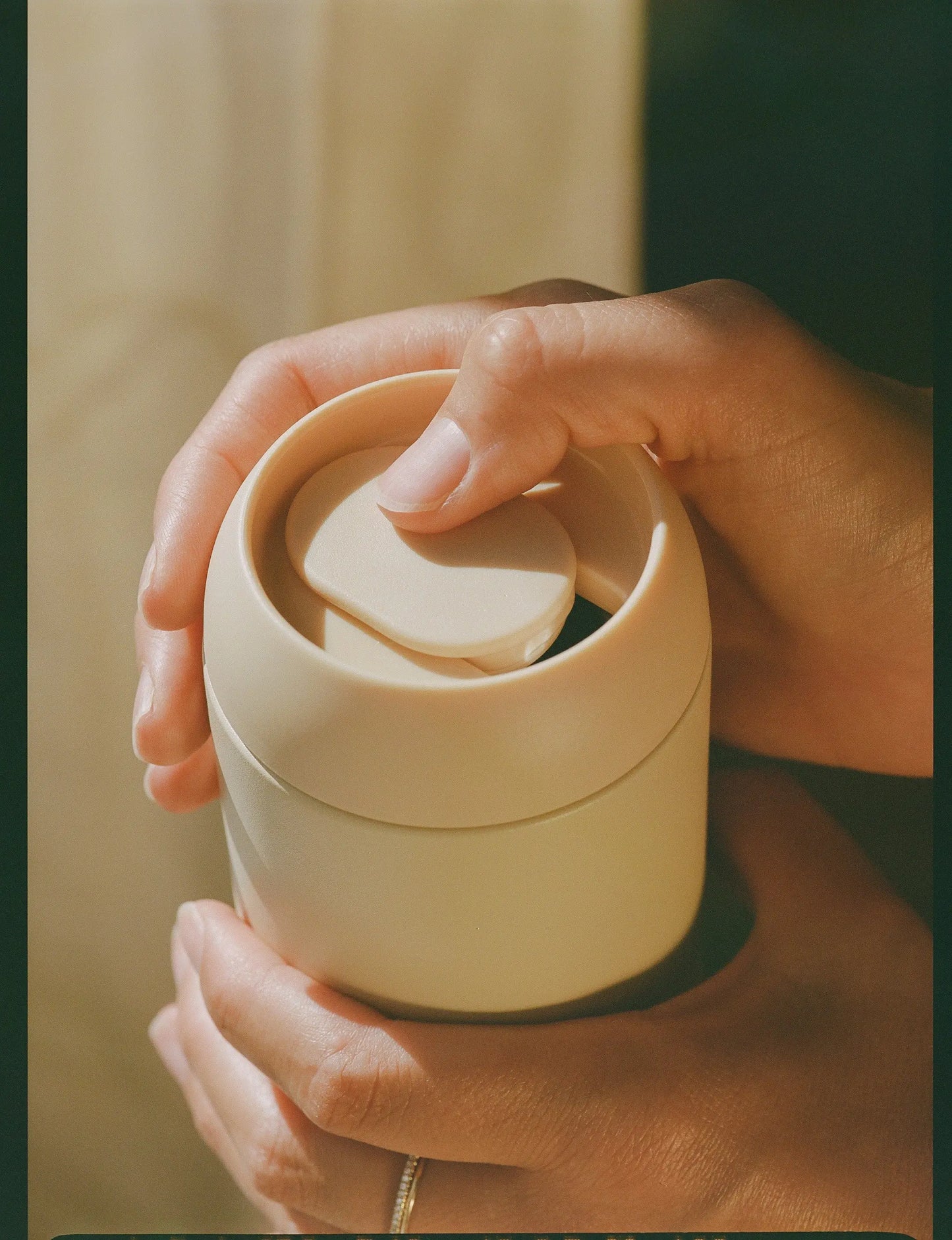 Zakrętka z ustnikiem Tumbler Sip Cap Bink BEBE Concept