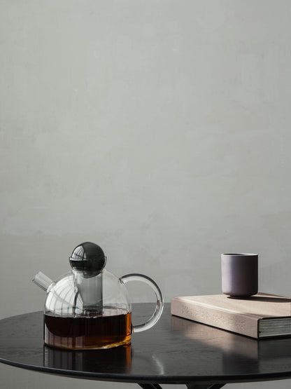 szklany czajnik z sitkiem do sypanej herbaty Still Teapot