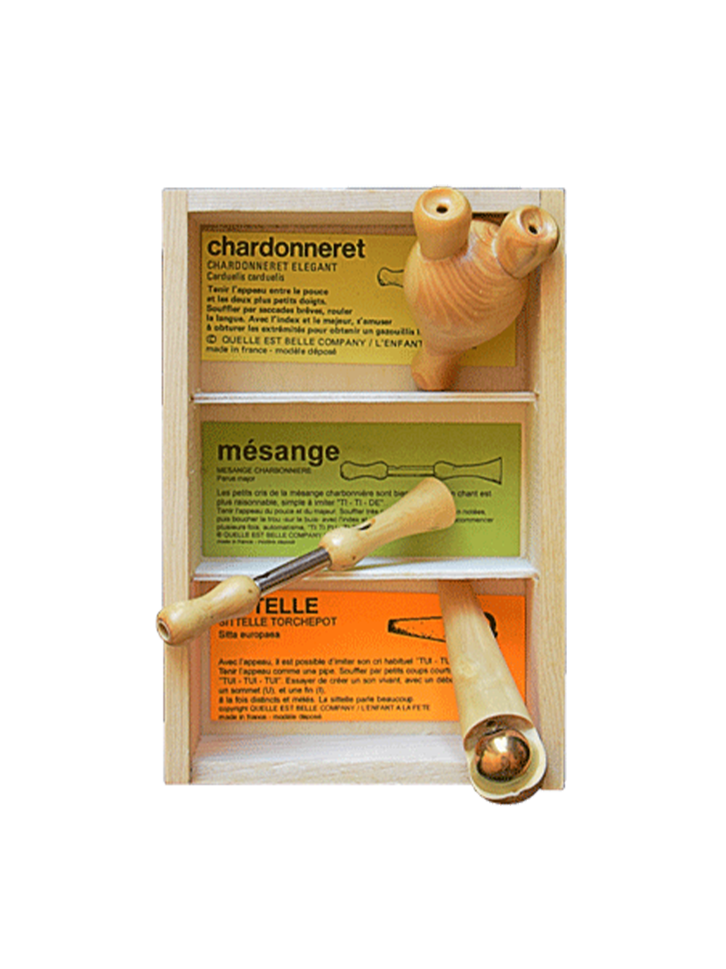 zestaw drewnianych instrumentów do naśladowania odgłosów ptaków