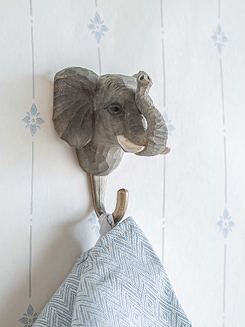 Drewniany haczyk Słoń Wildlife Garden BÉBÉ Concept