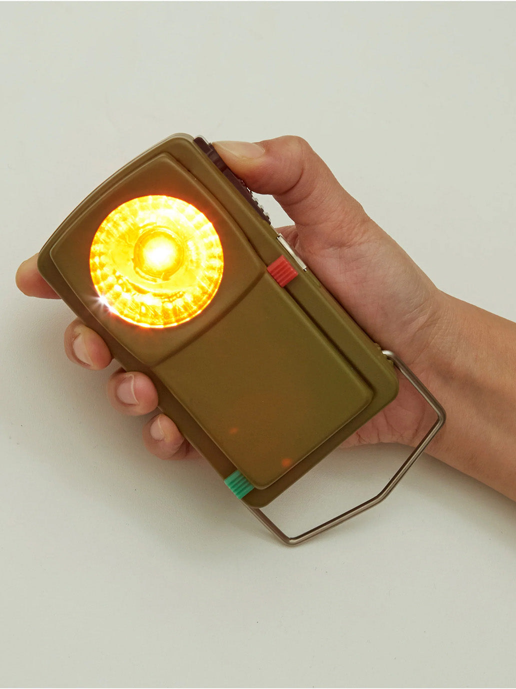 Latarka do kodu morsa Huckleberry Kikkerland BÉBÉ Concept