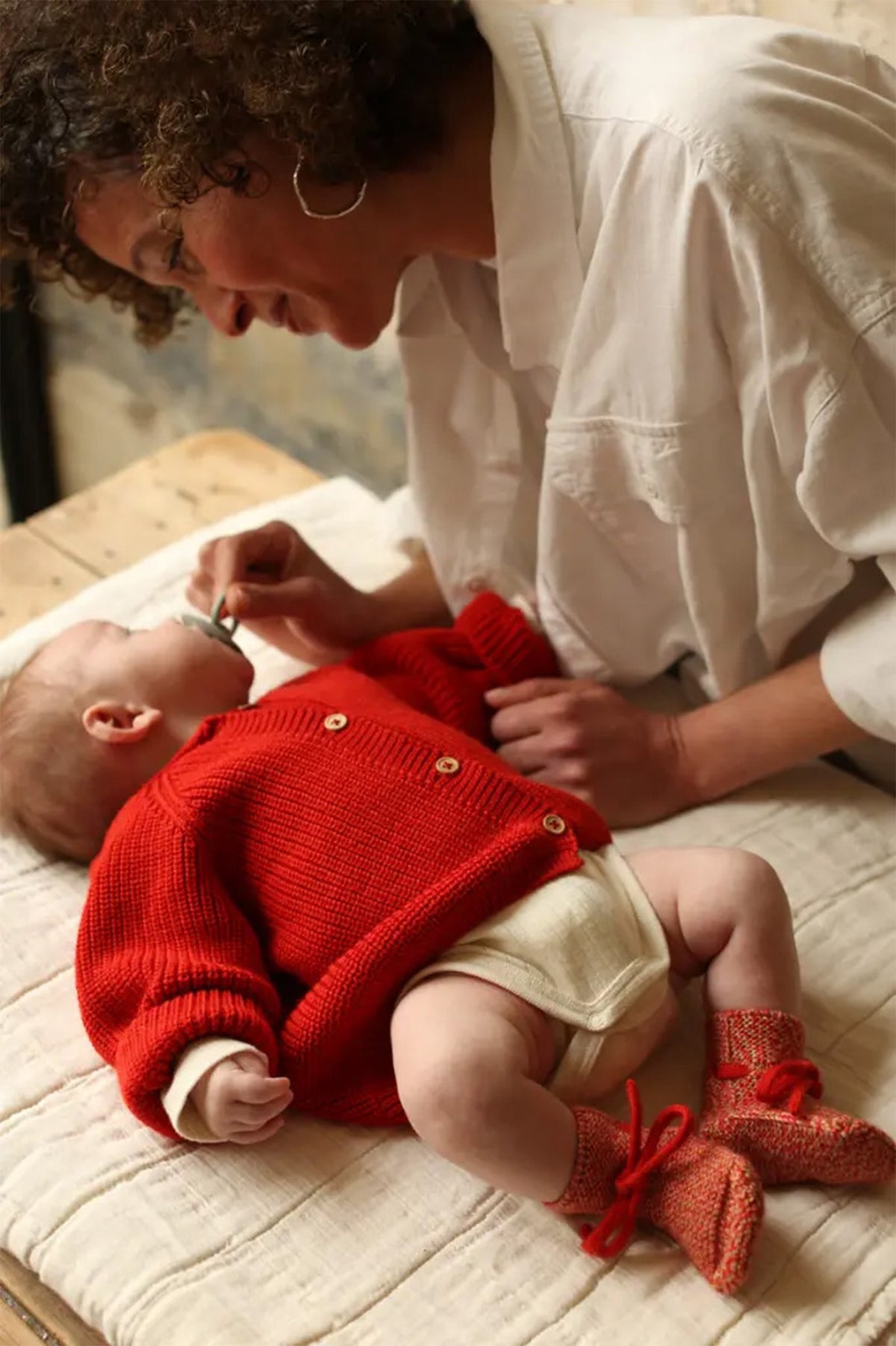 Inga Baby-Strickjacke aus Merinowolle