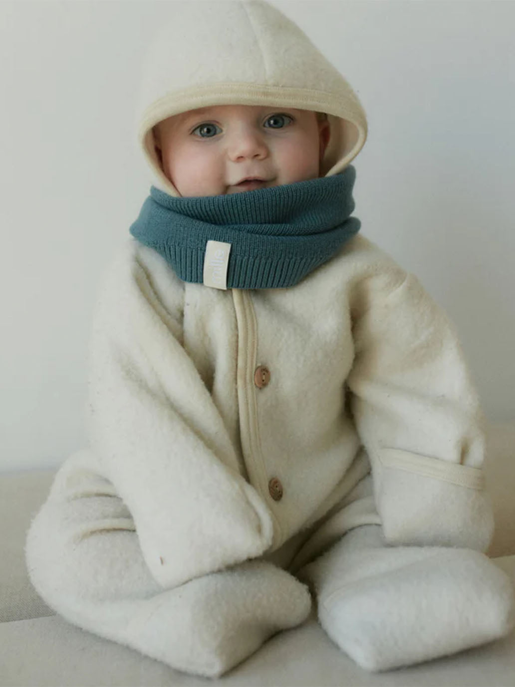 Cienki komin z wełny merino Fine Loop Scarf Mille Family BÉBÉ Concept