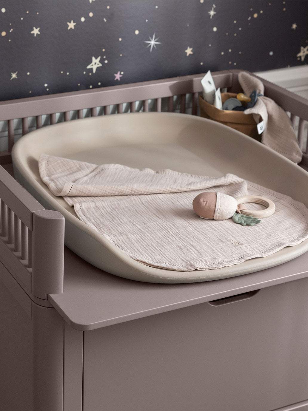 Komoda do przewijania z szufladami Sebra BÉBÉ Concept