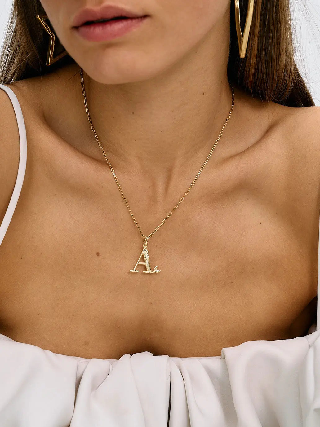 Pozłacana zawieszka Initial Muse Necklace Charm Anna + Nina BEBE Concept