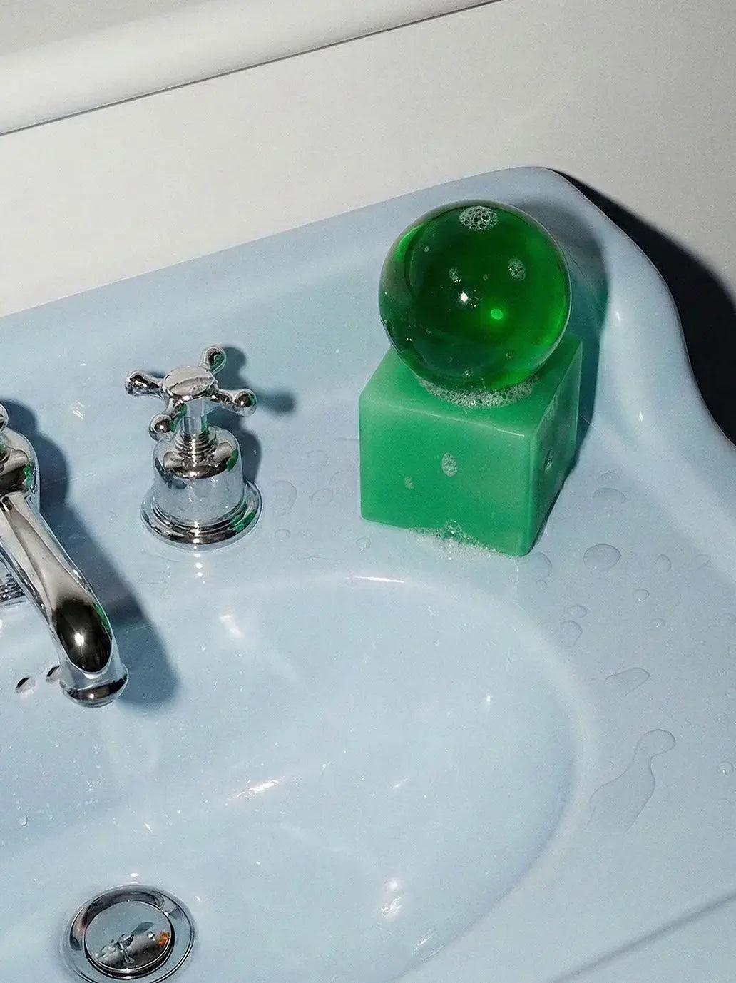 OBA Soap Matias Moellenbach BEBE Concept