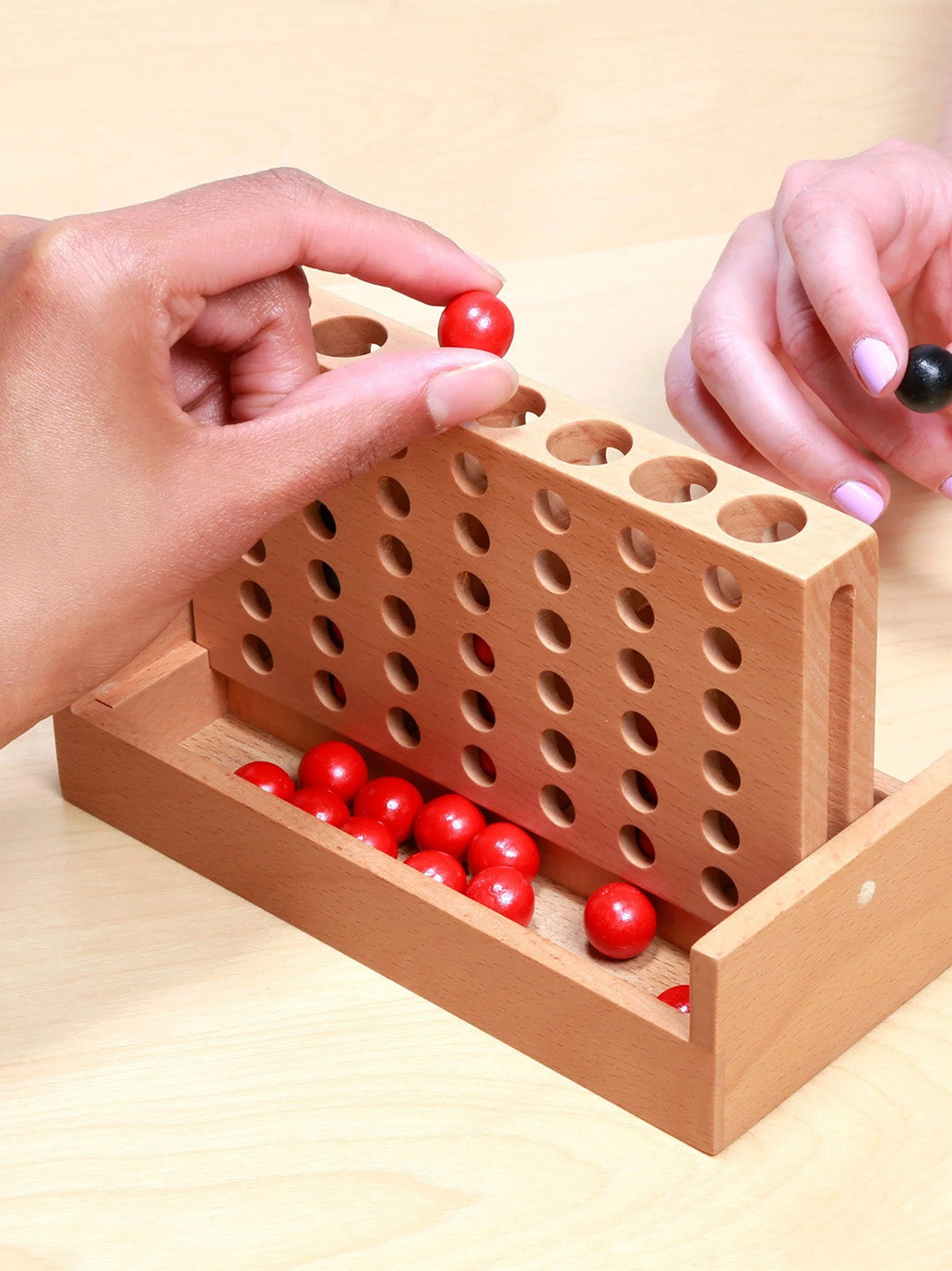 Cztery w Rzędzie Kikkerland BÉBÉ Concept