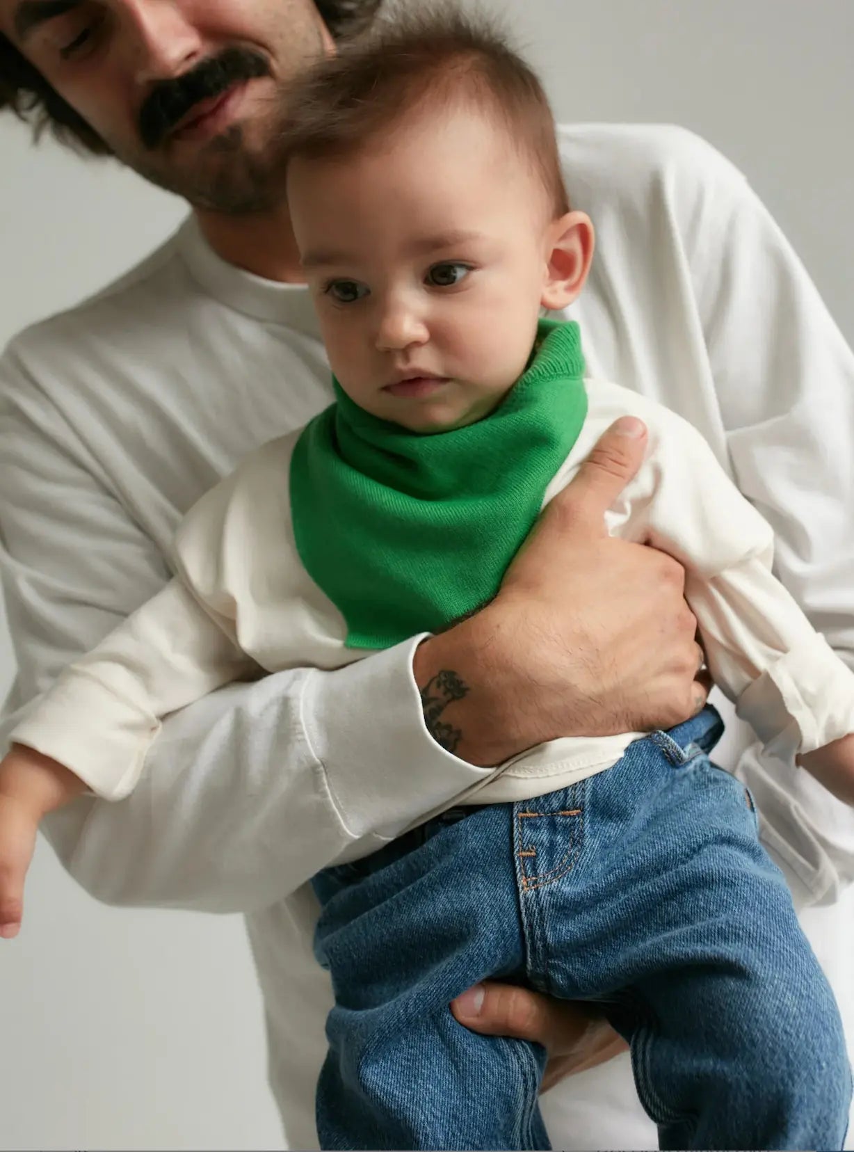Bandana z wełny merino Fine Mille Family BEBE Concept