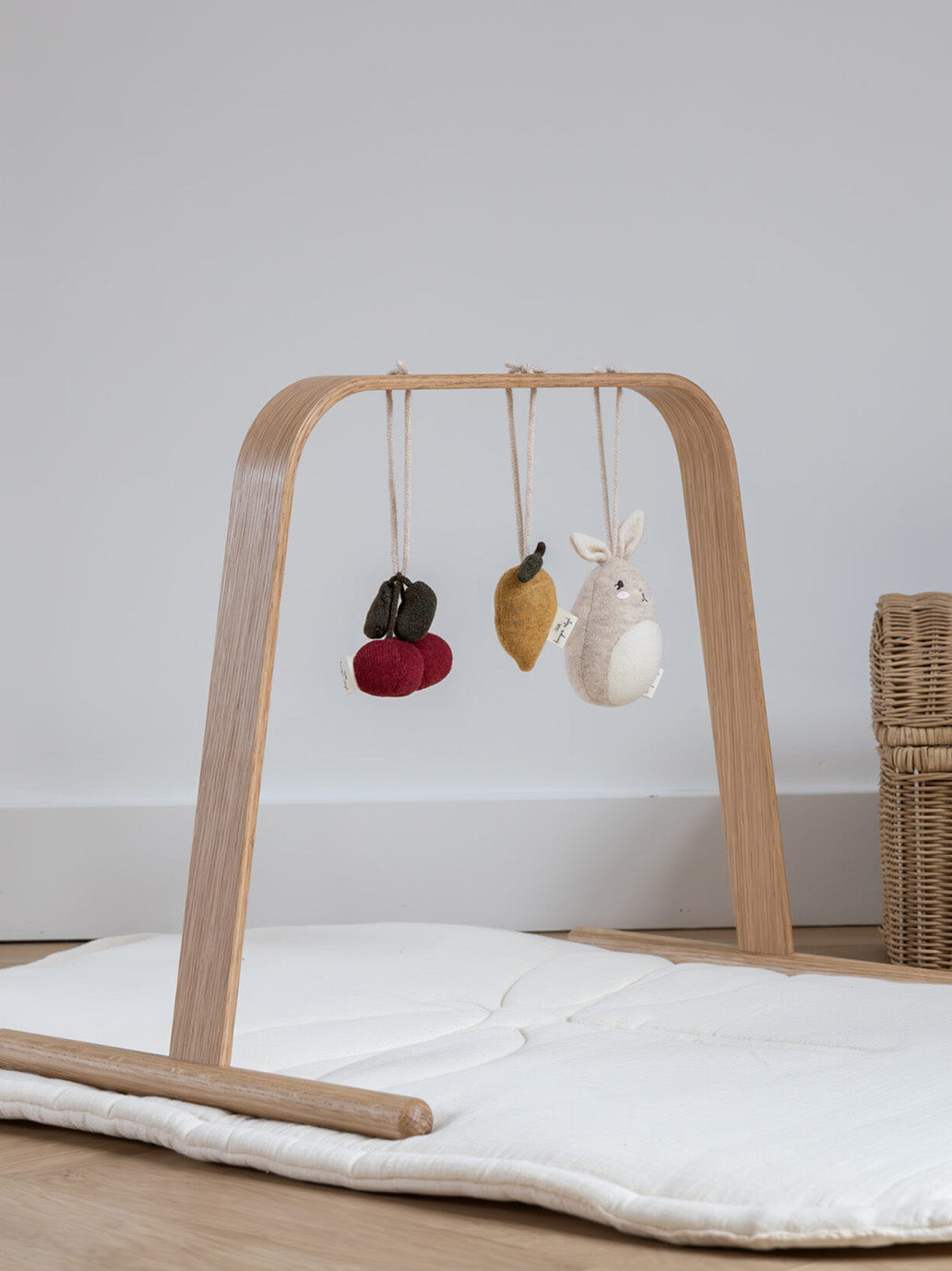 Stojak Baby Gym Activity Stand Kas Kopenhagen BÉBÉ Concept