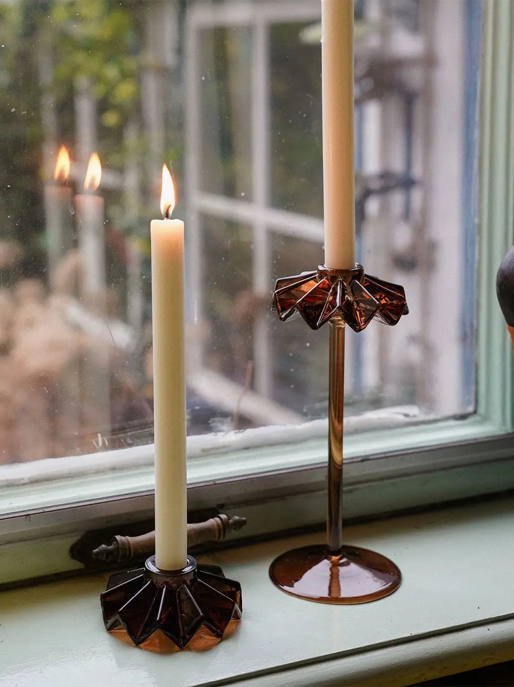 Świecznik Tall Frilly Candle Holder Anna + Nina BEBE Concept