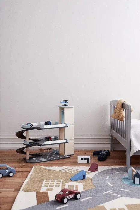 drewniany parking Aiden Kids Concept BÉBÉ Concept