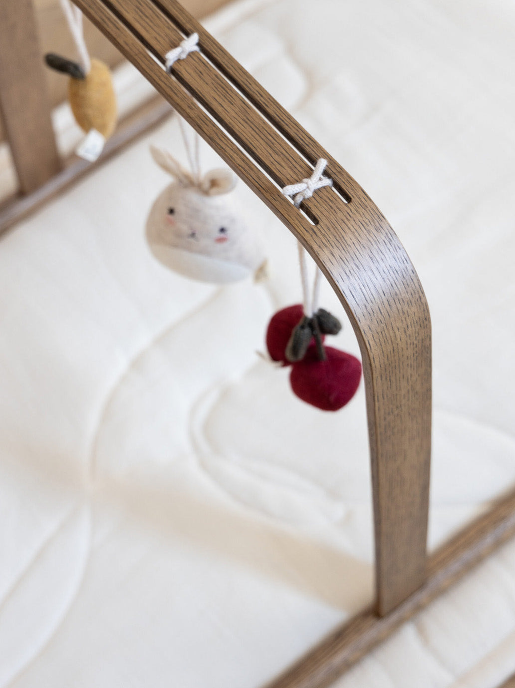 Stojak Baby Gym Activity Stand Kas Kopenhagen BÉBÉ Concept