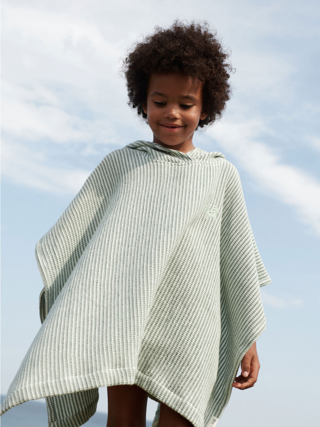 Poncho kąpielowe Paco Embroidery Liewood BÉBÉ Concept