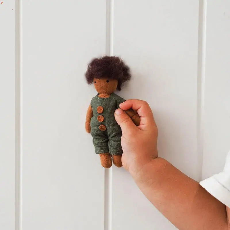 ręcznie wykonana mini laleczka Holdie Folk Olli Ella BÉBÉ Concept