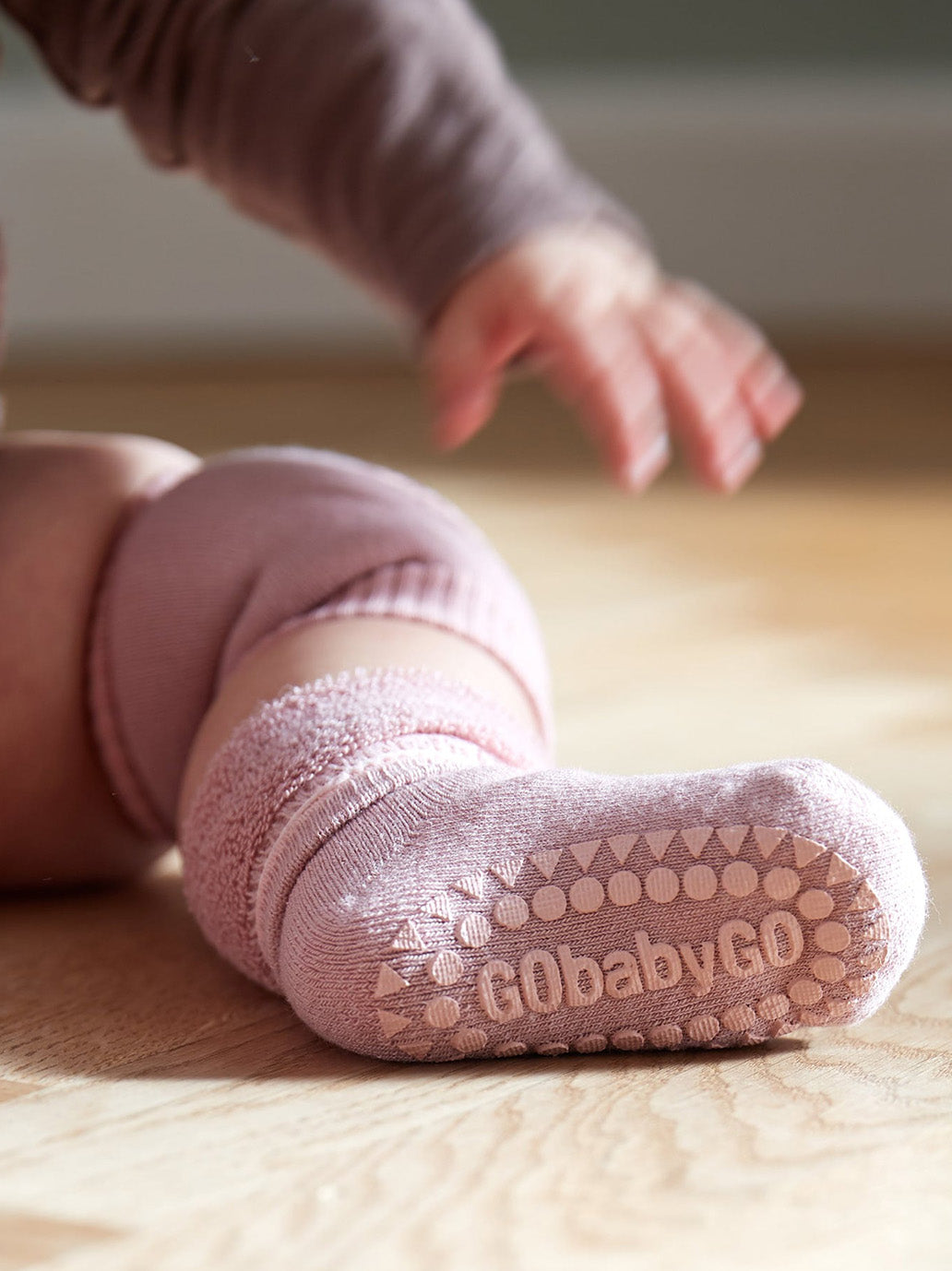 warm, cotton, non-slip socks BLACK