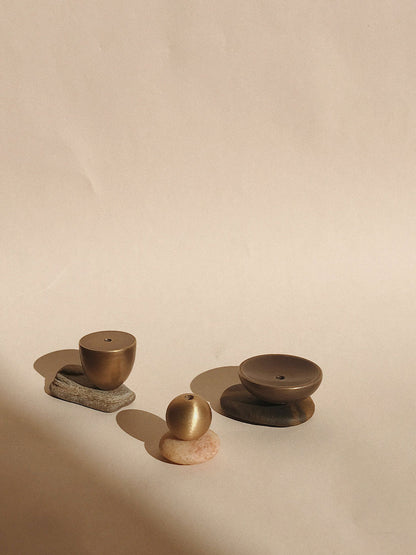 Mosiężna podstawka na kadzidełko BODHA BÉBÉ Concept 