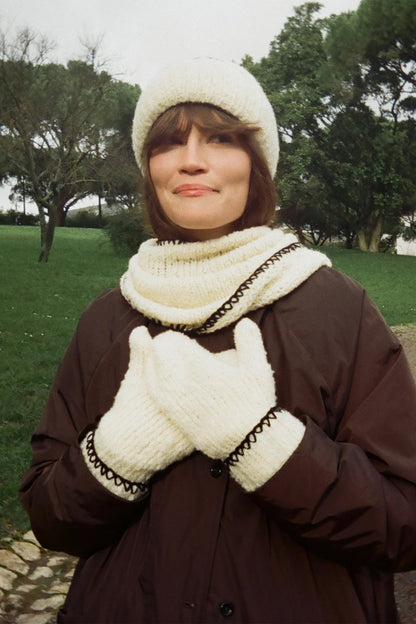 Trójkątny szal merino Stitch Bandana CREAM