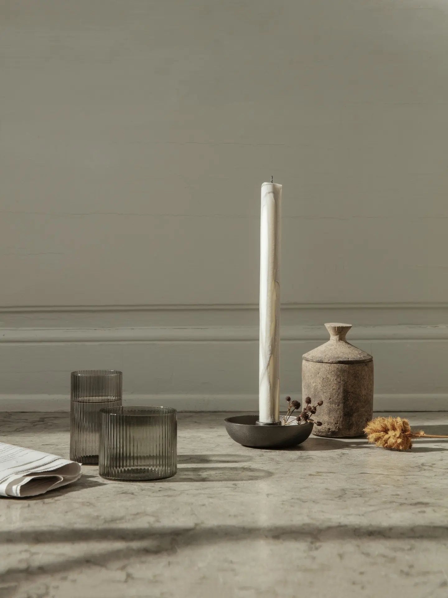 świecznik Bowl Candle Holder Ferm Living BÉBÉ Concept 