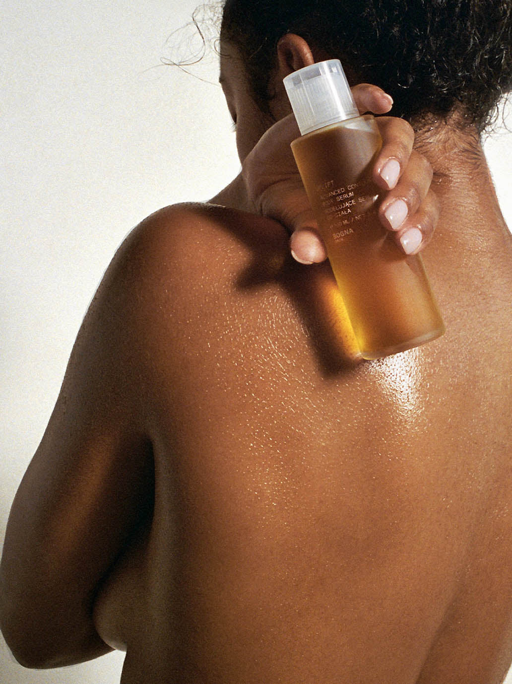 Modelujące serum do ciała Uplift Bogdao BÉBÉ Concept