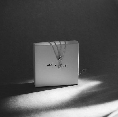 łańcuszek z zawieszką ze srebra Atelje Alma BÉBÉ Concept