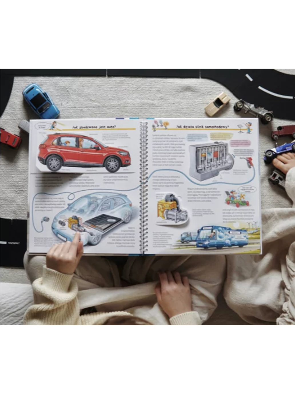 Poznajemy samochody Wydawnictwo SAM BÉBÉ Concept