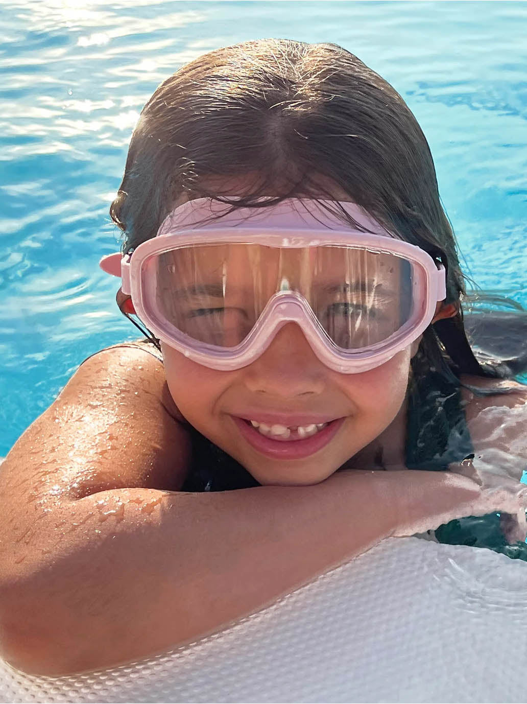 Silikonowe gogle kąpielowe Hans Petites Pommes BÉBÉ Concept