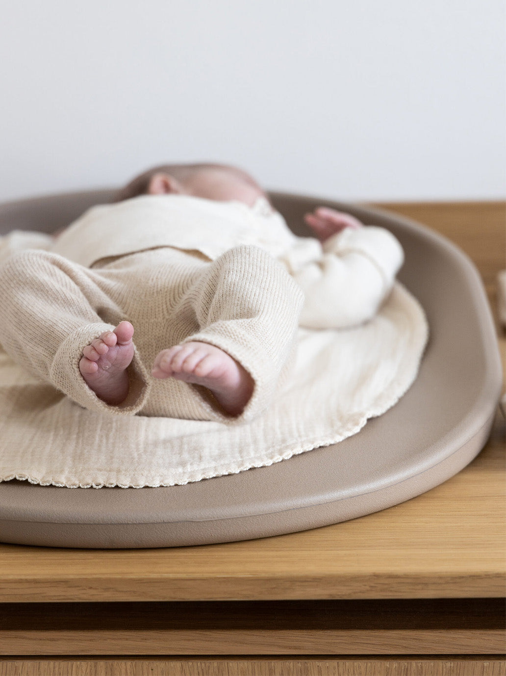 Piankowa mata do przewijania Kai Changing Mat Kas Kopenhagen BÉBÉ Concept 