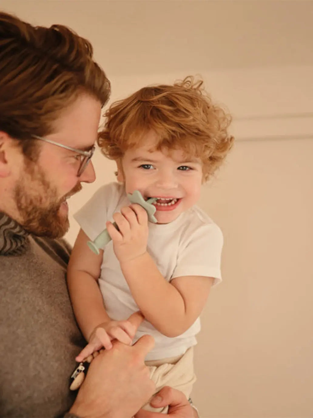 Szczoteczka do nauki mycia zębów Mushie BÉBÉ Concept