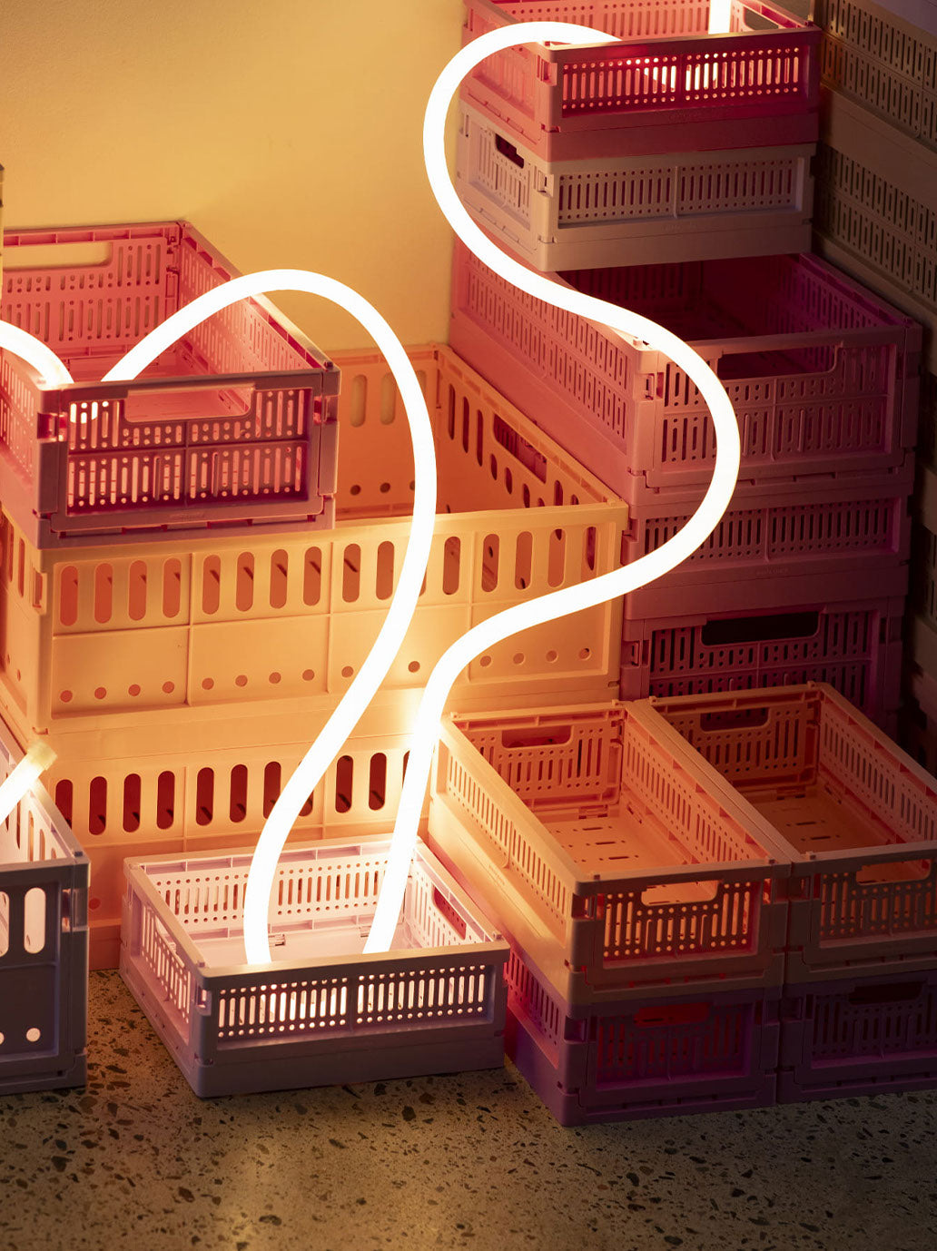 Skrzynka modułowa z recyclingu Made Crate BÉBÉ Concept 