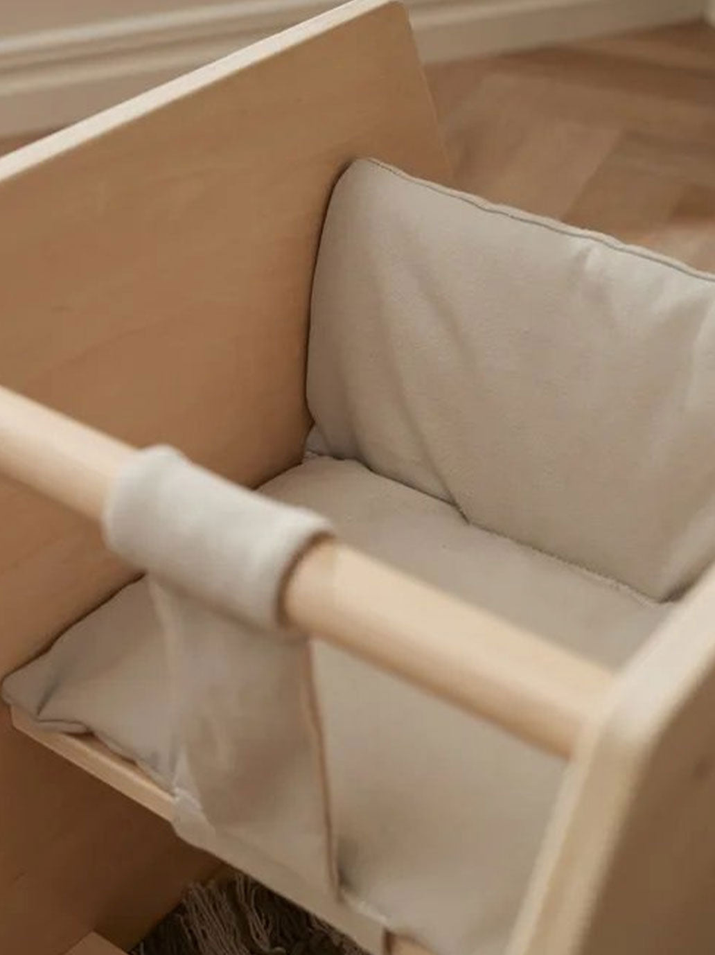 Bujana zabawka na biegunach Kids Concept BÉBÉ Concept 