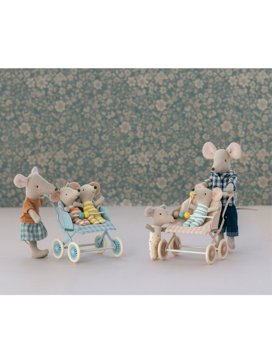 Miniaturowa spacerówka dla myszek Maileg