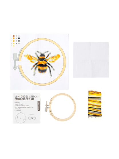 Mini zestaw do wyszywania Embroidery Set Kikkerland BÉBÉ Concept 