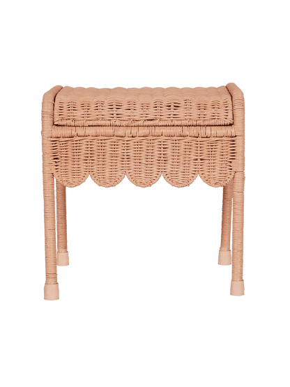 Rattanowy stołek ze schowkiem Petal Storie Stool Olli Ella BÉBÉ Concept 