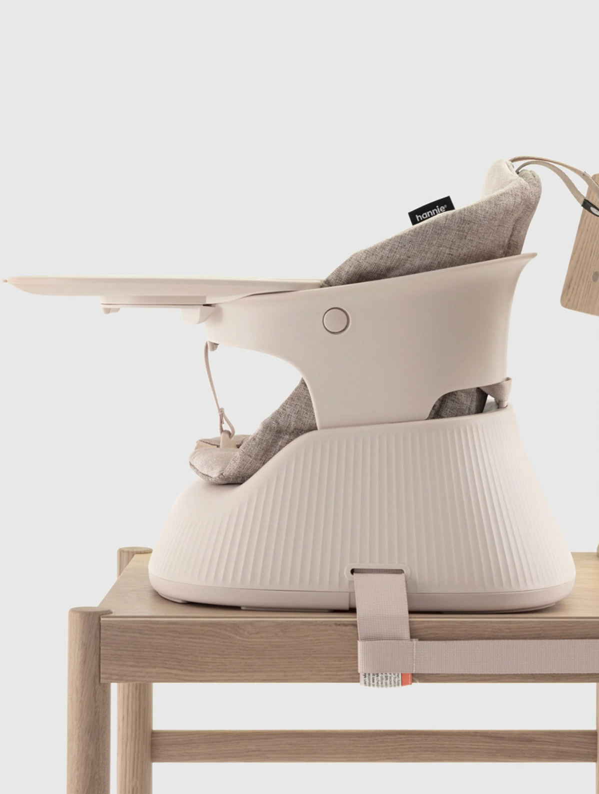 Krzesełko dla dziecka The Portable High Chair Hannie BÉBÉ Concept 