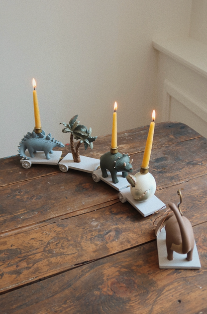 Dekoracyjny pociąg urodzinowy Konges Slojd BÉBÉ Concept