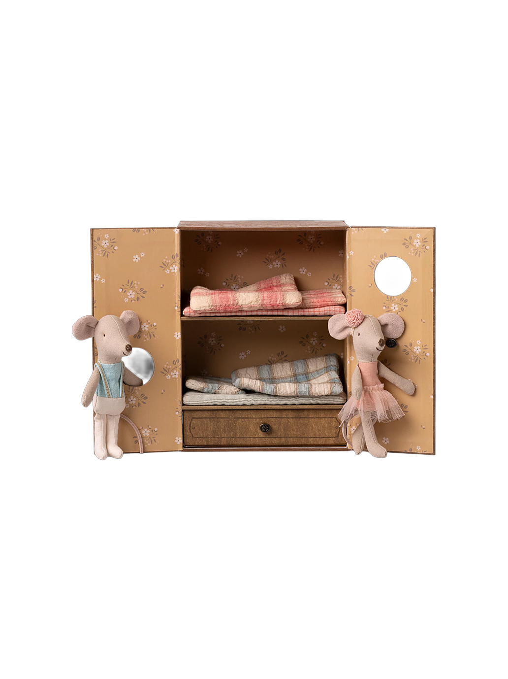 Myszki baletowe w studiu tanecznym Maileg BÉBÉ Concept 