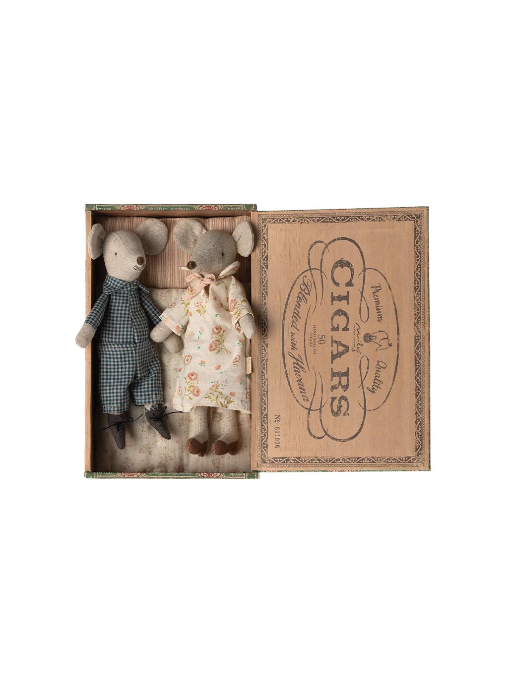 Babička a děda myš v krabičce od doutníků