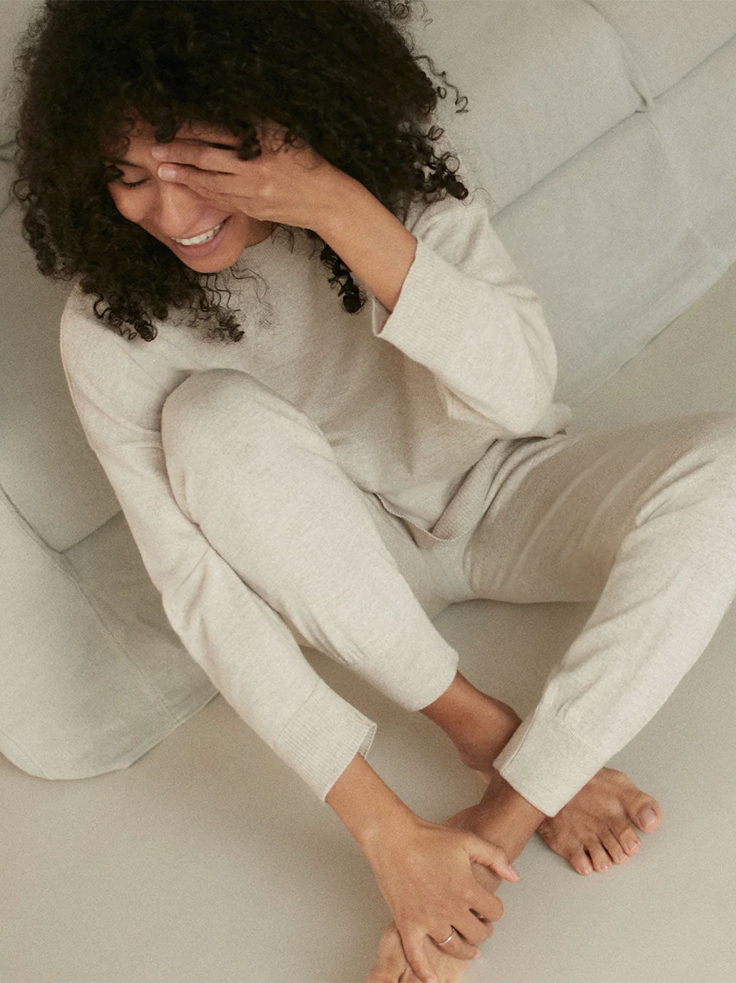 Damskie spodnie joggery z wełny merino Mille Family BÉBÉ Concept 