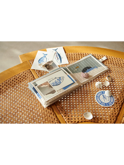 Miękka książka na wakacyjne wspomnienia Addie Liewood BÉBÉ Concept 