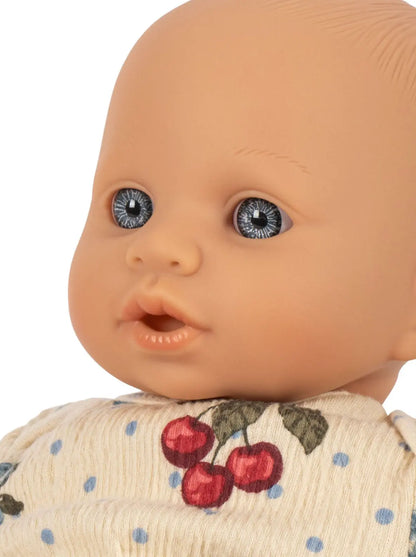 Lalka Tara Konges Slojd BÉBÉ Concept 