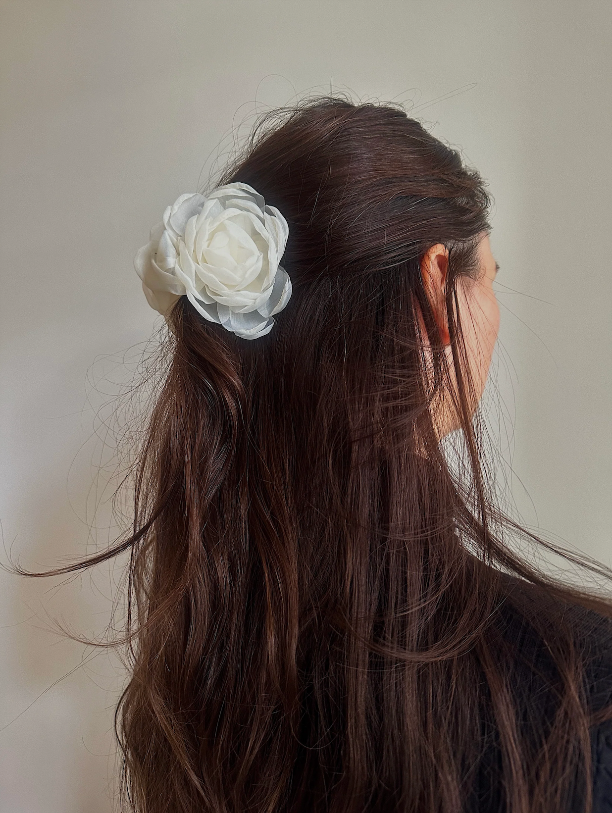 Заколка для волосся з квітами з органзи