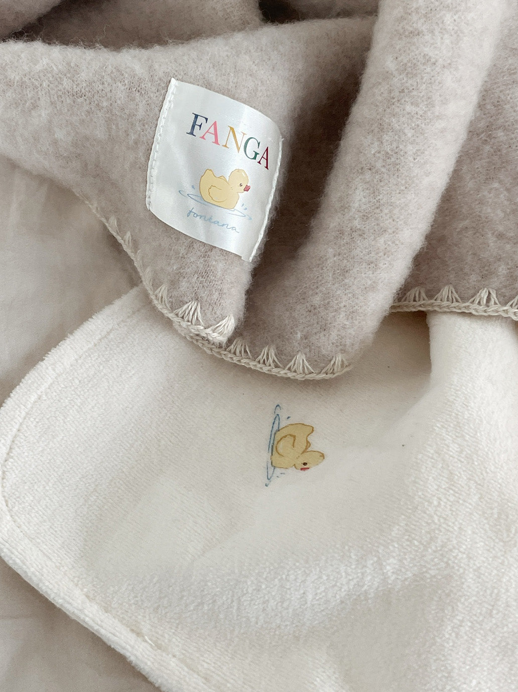 Wełniany kocyk niemowlęcy Fanga Erba Konges Slojd BÉBÉ Concept 