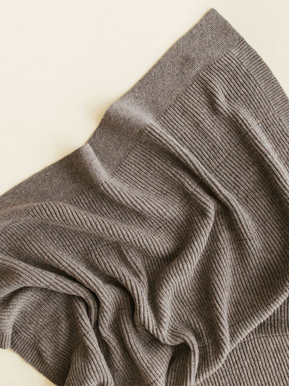 Duży koc z wełny merino Gaston Hvid BÉBÉ Concept 