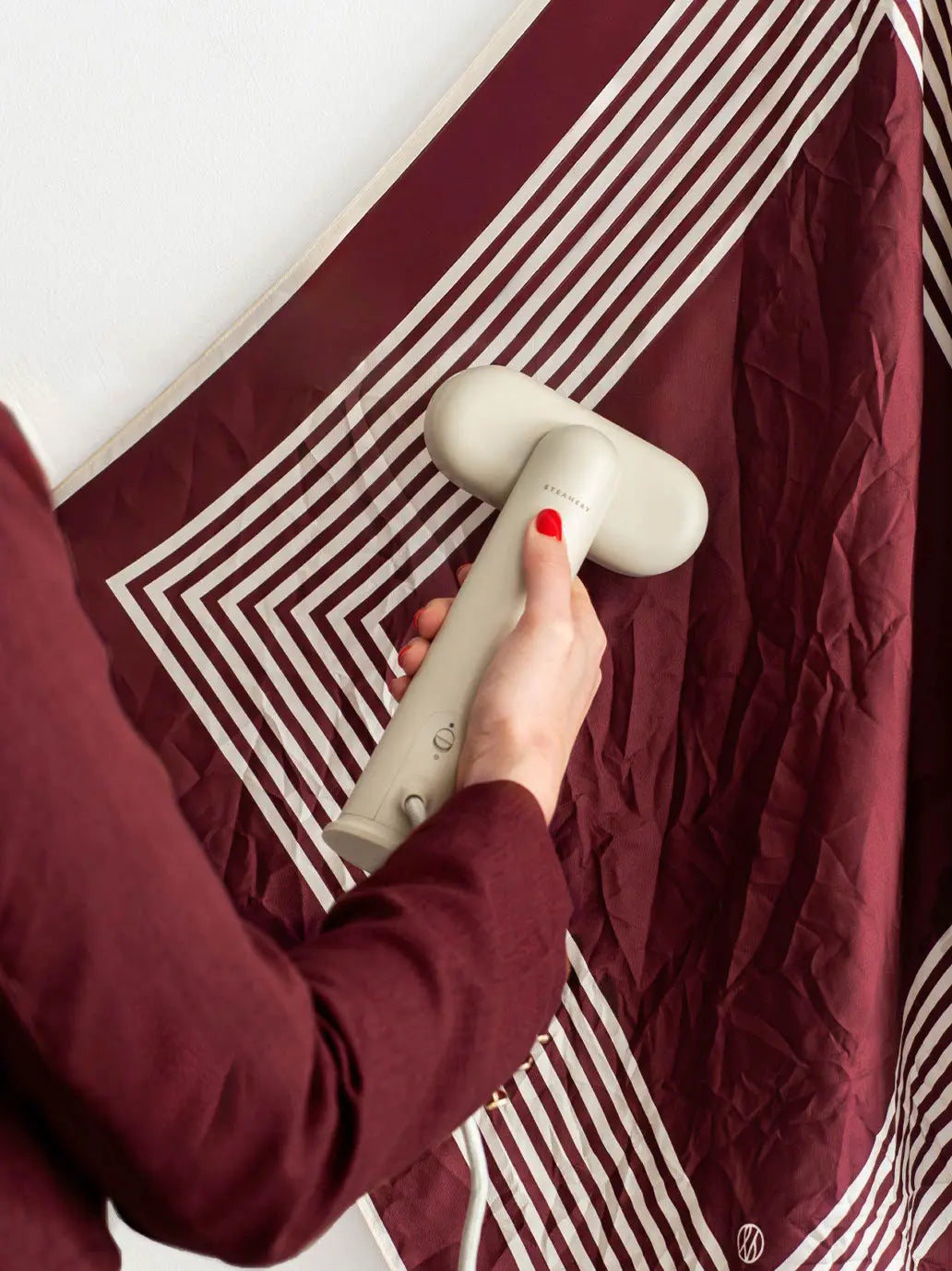 Parownica podróżna Cirrus Lite Travel Steamer Steamery Stockholm BEBE Concept 
